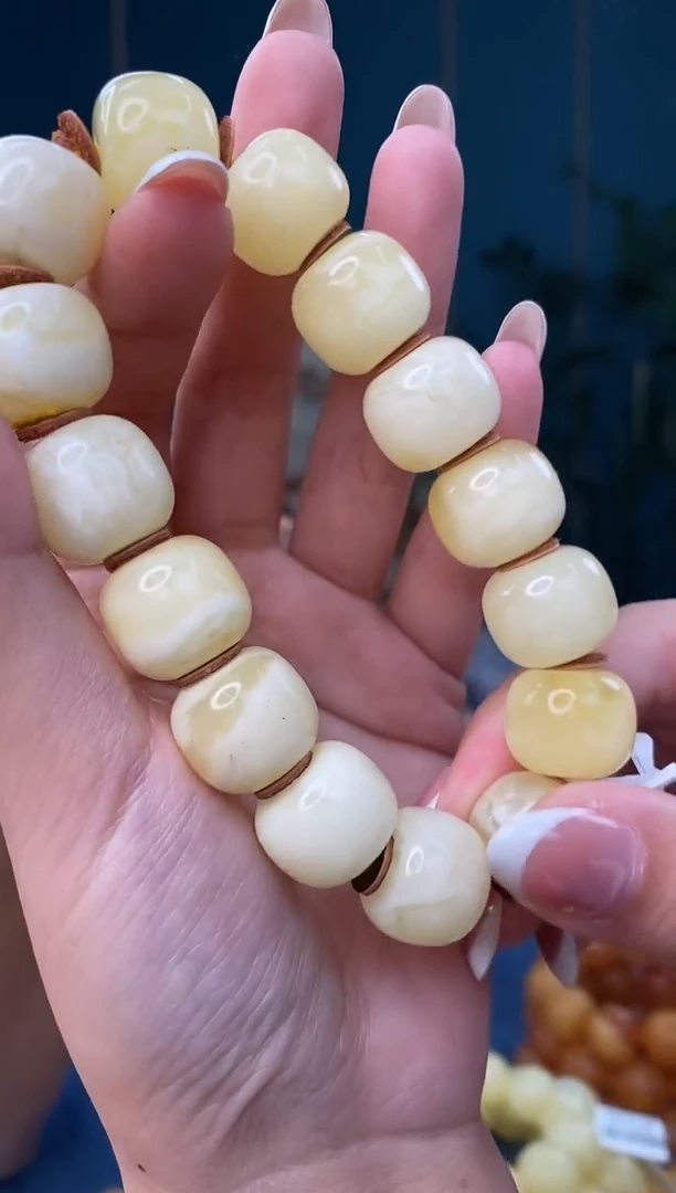 裸石琥珀未镶嵌12/5多样性发其一微瑕8