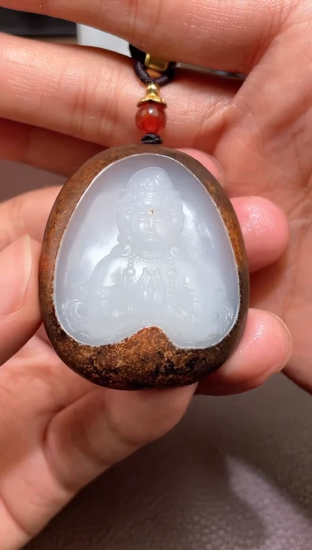 【闪购商品】和田玉p3.9拍一发一多样性发货未镶嵌75