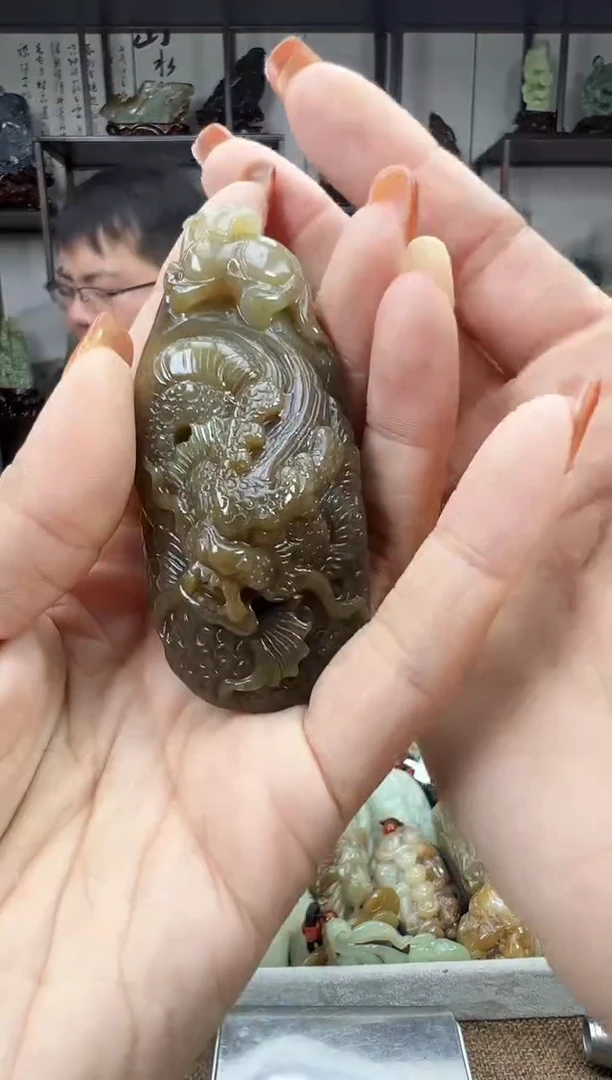 未镶嵌和田玉把件1