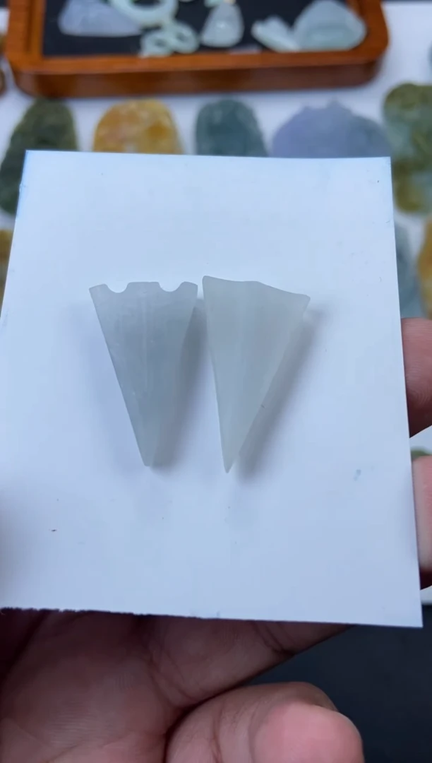 【闪购商品】定制翡翠未镶嵌盾牌