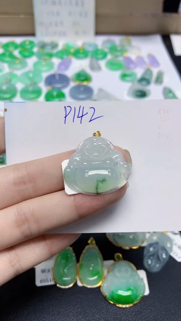 颈饰18K金镶嵌翡翠天然缅甸翡翠A货翡翠百元以上9元证书费自理
