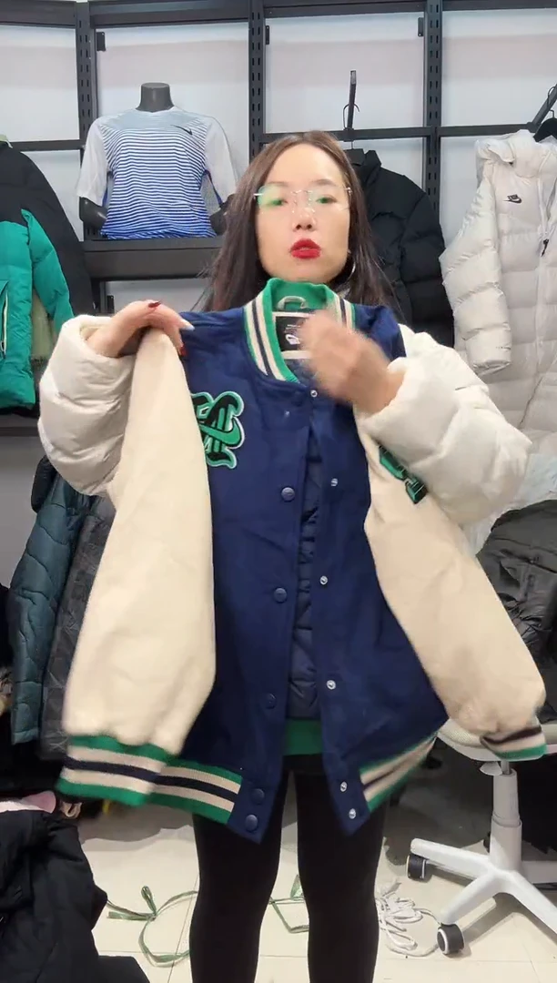 2411 闪购编码  运动卫衣裤以直播间过款为准 尺码  · 160大童