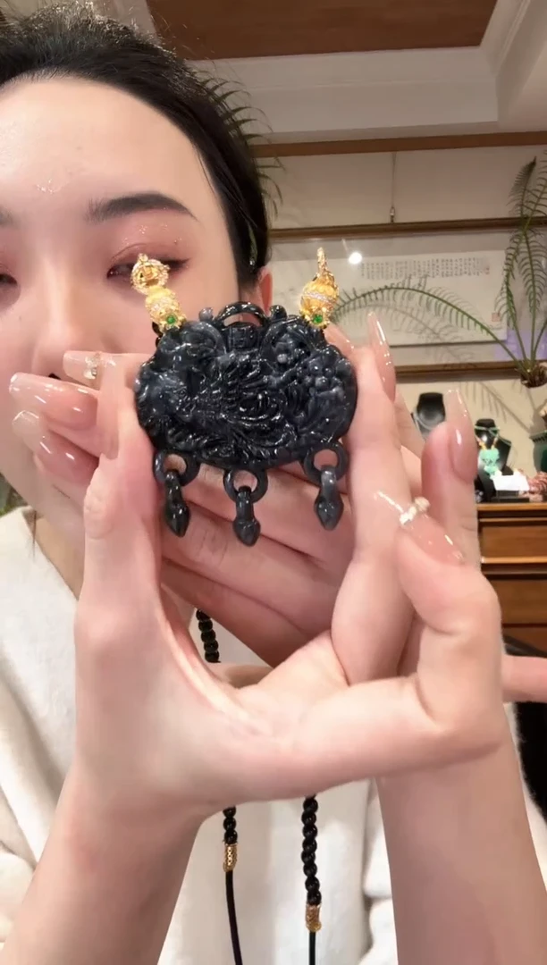 【闪购商品】翡翠颈饰未镶嵌国风