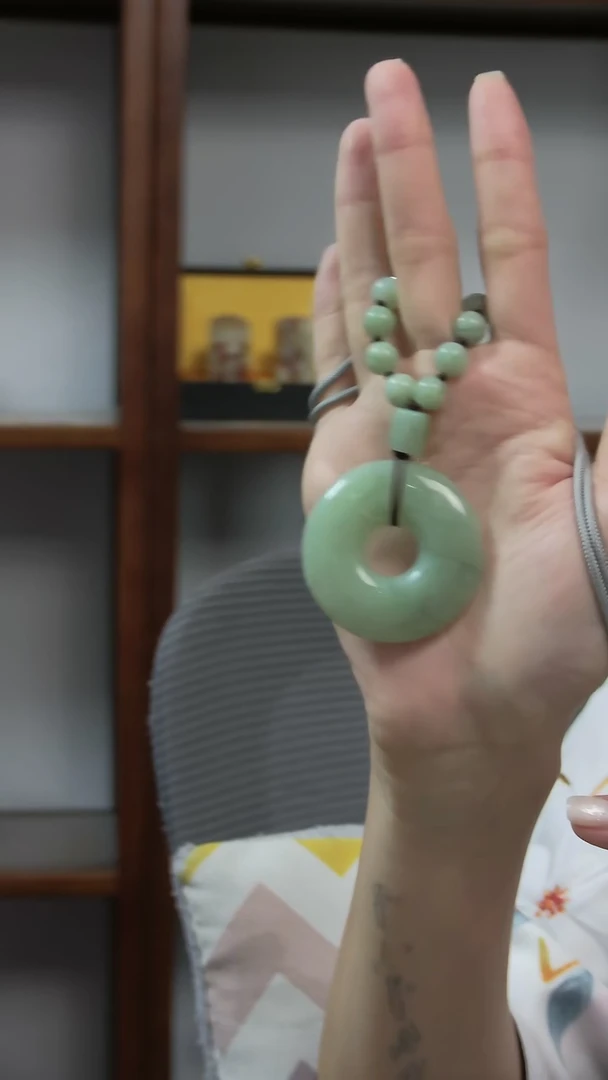 未镶嵌岫玉吊坠平安扣