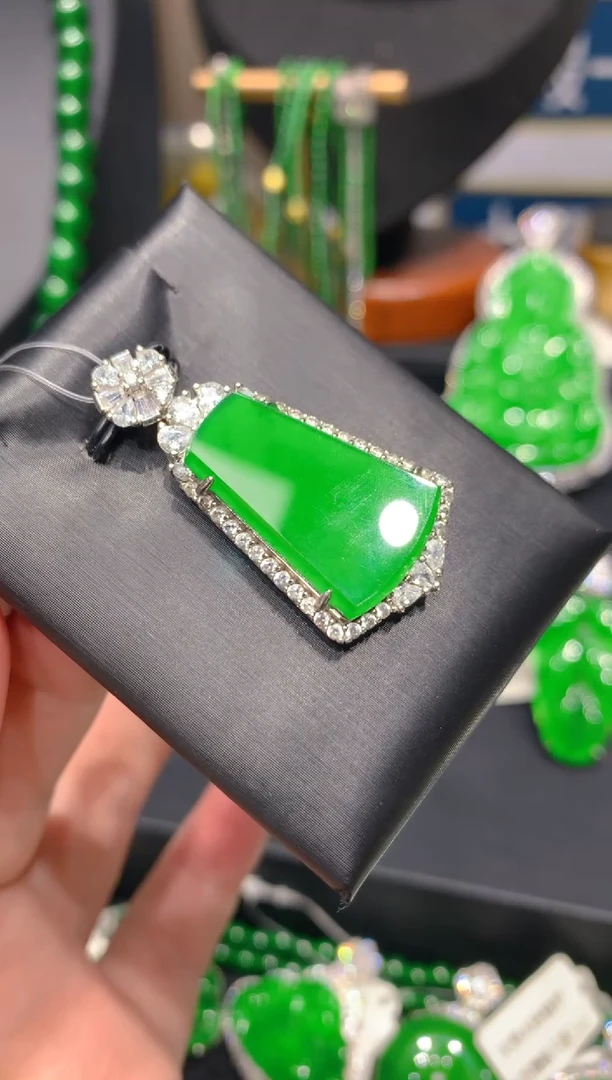 颈饰银S925镶嵌翡翠20一季