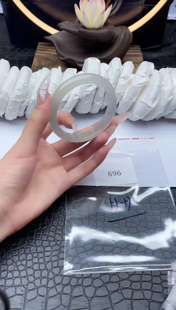 未镶嵌手镯翡翠翡翠一物一图696