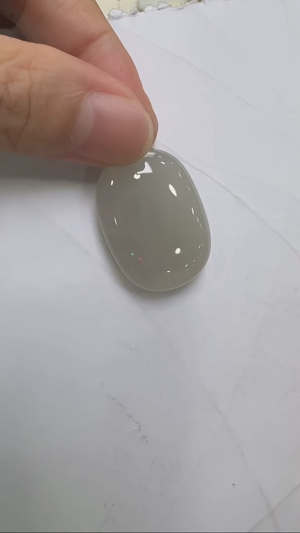 和田玉未镶嵌颈饰无事牌配绳