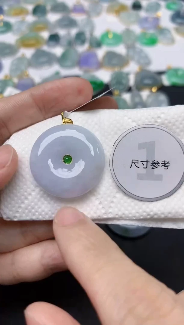 翡翠18K金镶嵌颈饰天然缅甸A货翡翠