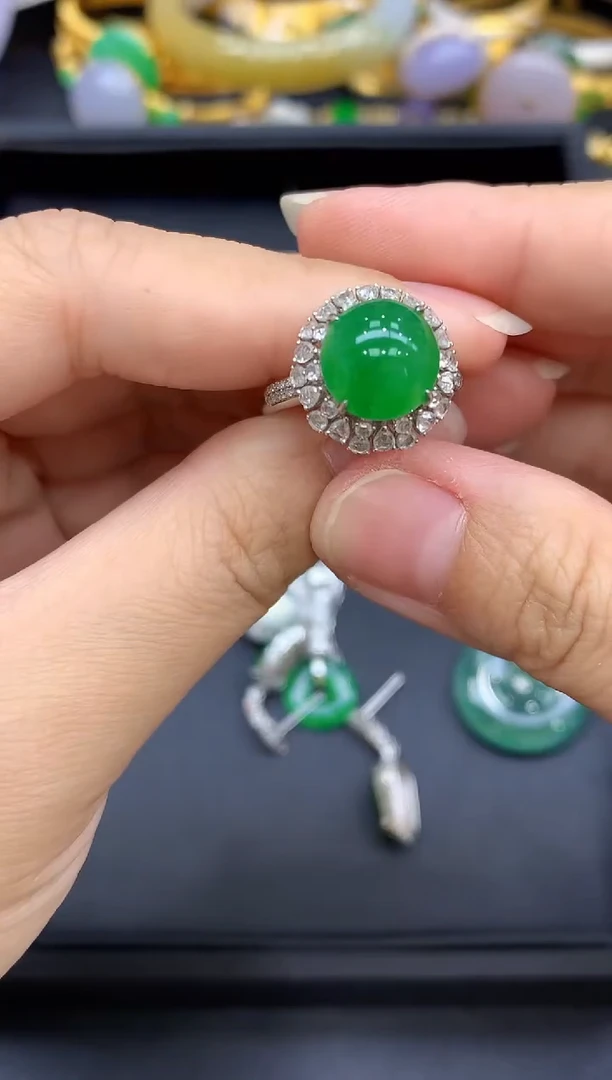 18K金镶嵌戒指翡翠845-中国好珍宝