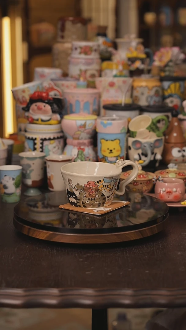 景德镇釉下彩绘设计师款式陶瓷