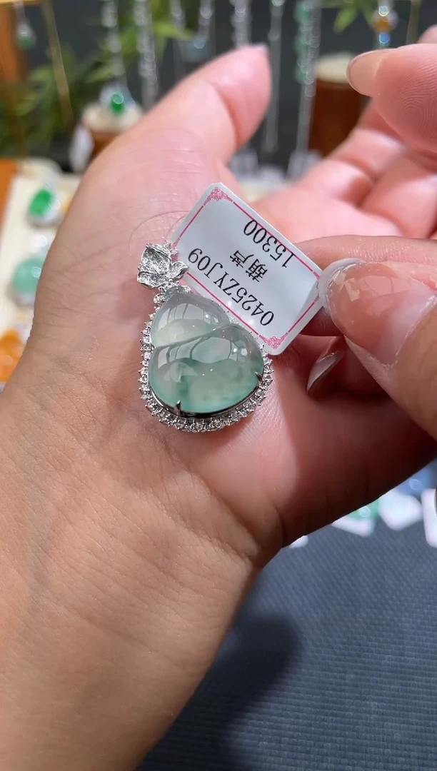 翡翠挂件18K金镶嵌0425ZYJ09