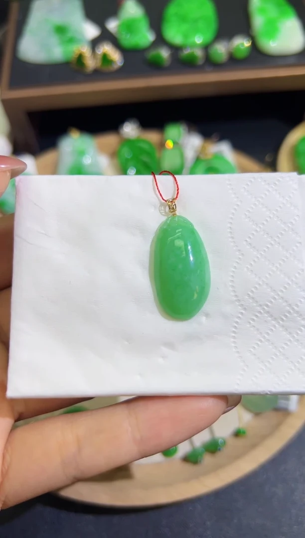 【闪购商品】翡翠颈饰18K金镶嵌Q缅料A货翡翠/支持复检/一件
