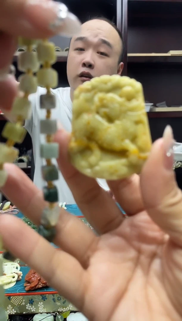 未镶嵌岫玉吊坠多样性发*货拍一发一