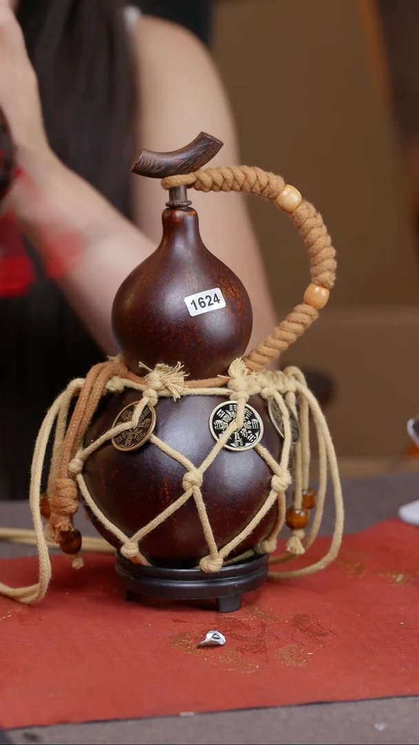1624号大漆葫芦一物一拍拍拍退退限购