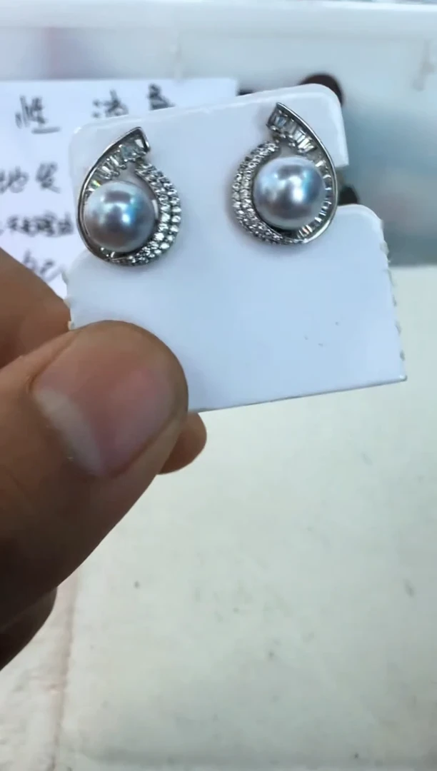 【闪购商品】海水珍珠耳饰银S925镶嵌耳钉