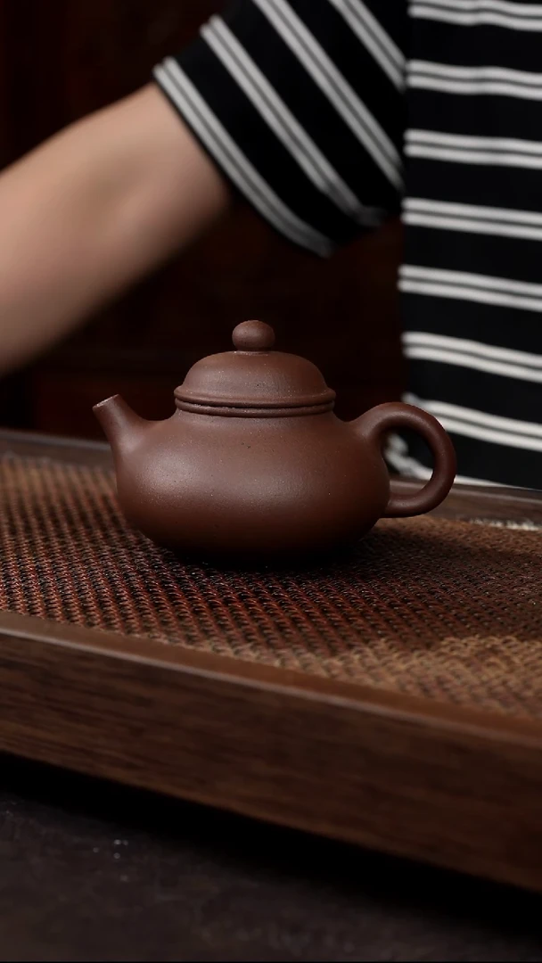 茶壶紫砂紫泥容天