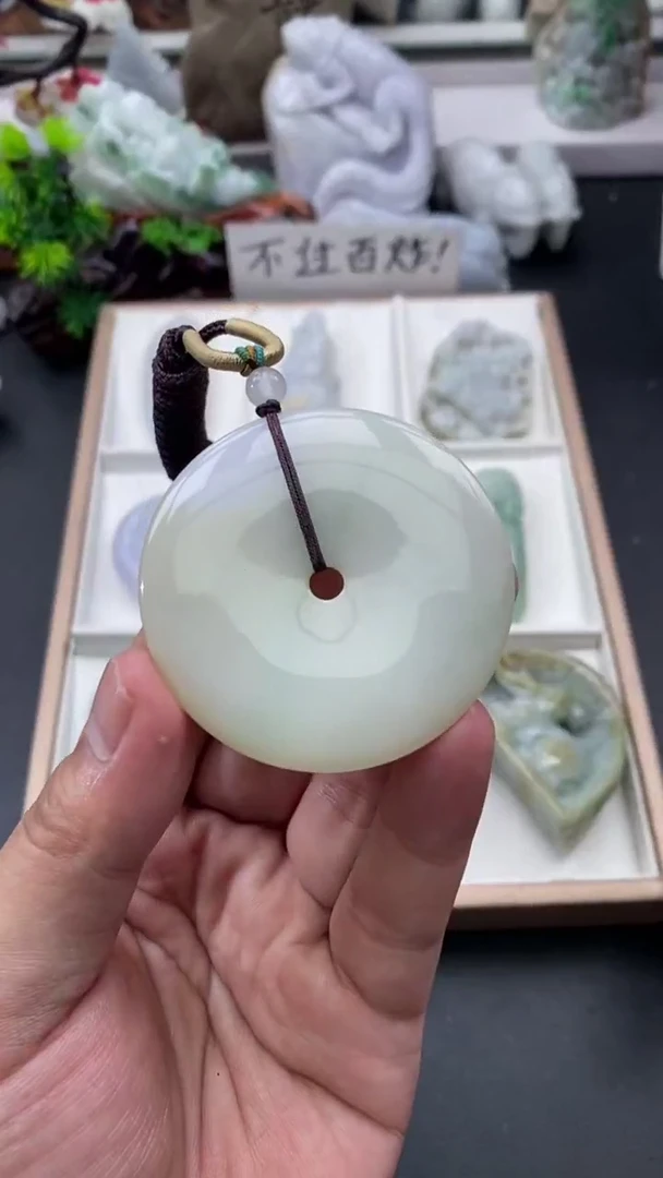 颈饰未镶嵌翡翠天然缅甸A货翡翠