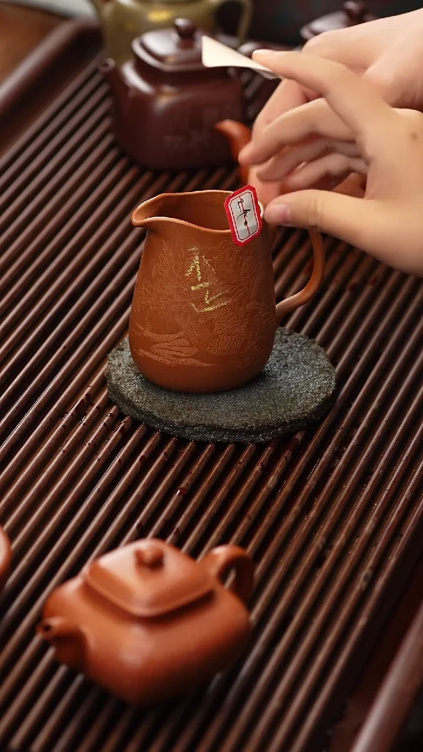 茶杯紫砂微瑕紫砂山水公道