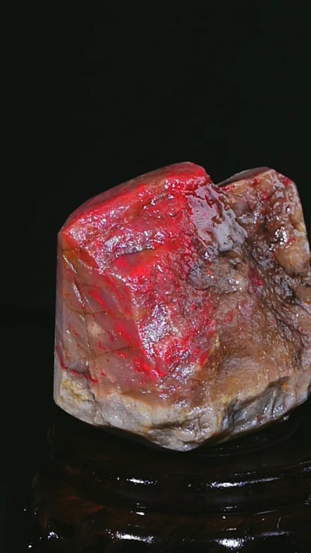 昌化石昌化鸡血石