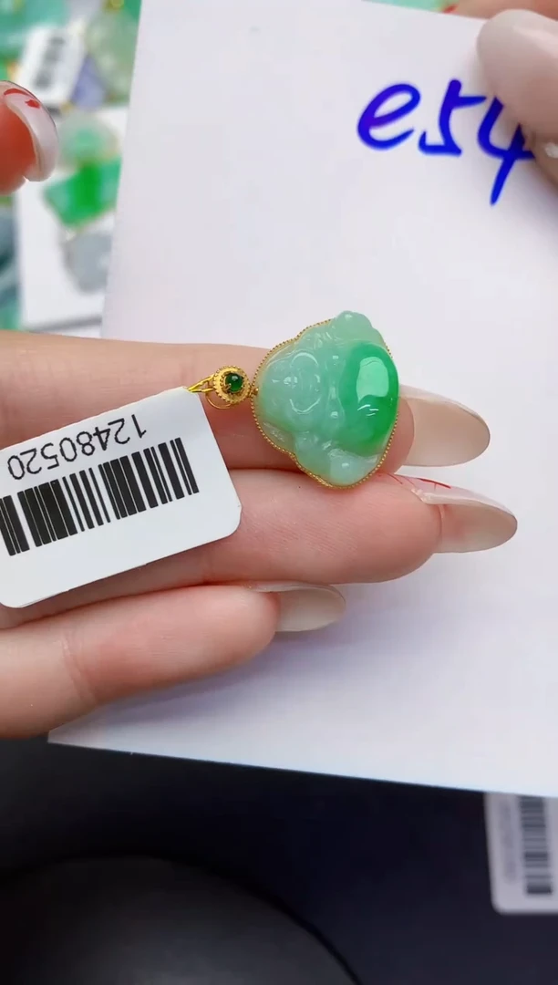 【闪购商品】翡翠颈饰18K金镶嵌0000000000