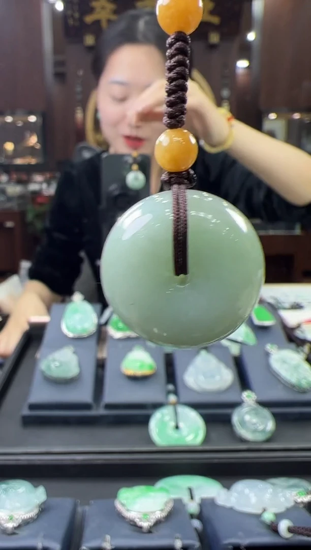 【闪购商品】翡翠挂件未镶嵌甜甜圈有棉丝