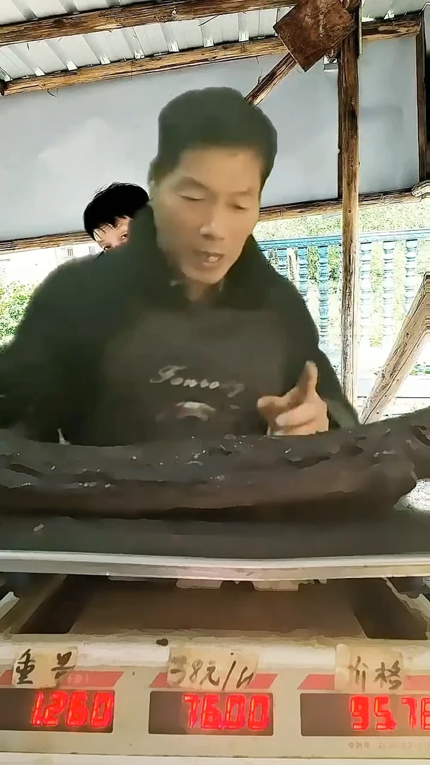 6个月散装湖南省湖南邵阳烟熏腊肉