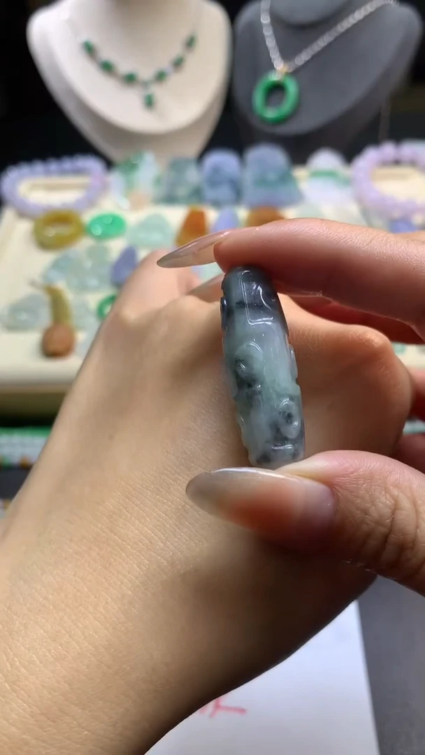 【闪购商品】定制翡翠未镶嵌翡翠