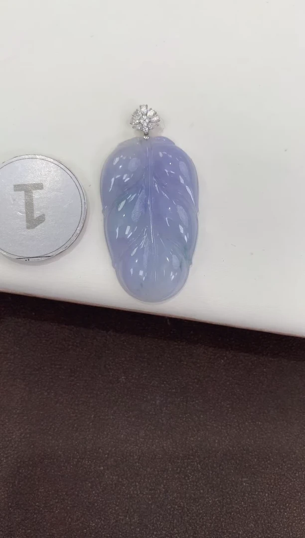 颈饰18K金镶嵌翡翠天然缅甸a货翡翠