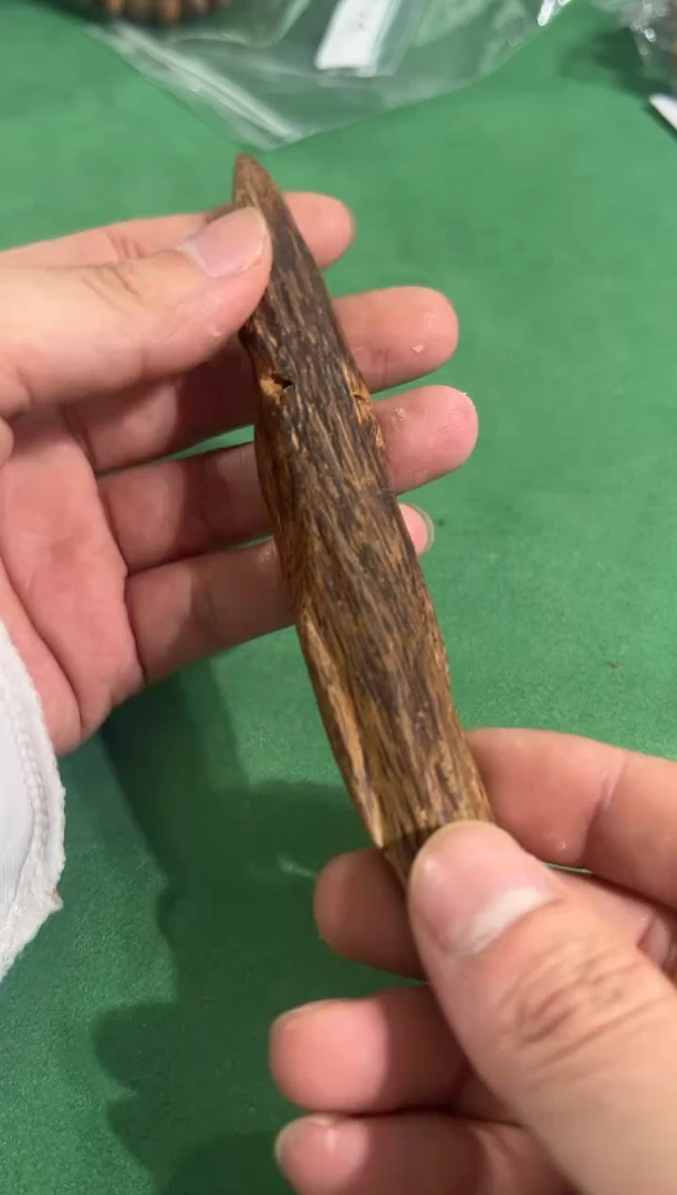 【闪购商品】沉香木手把件107号沉香老料