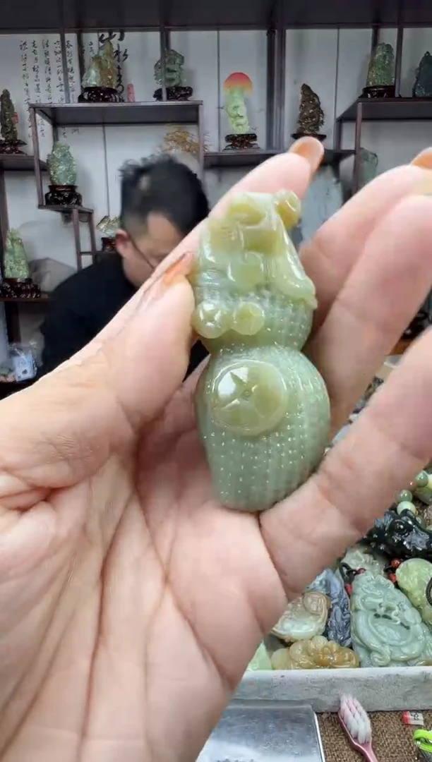 未镶嵌和田玉把件1