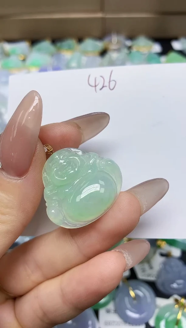 翡翠18K金镶嵌颈饰天然翡翠A货