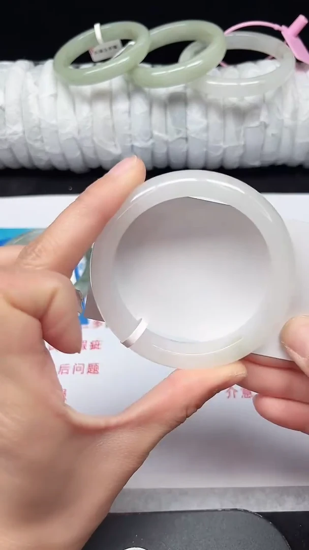 未镶嵌手镯石英质玉39-56/57