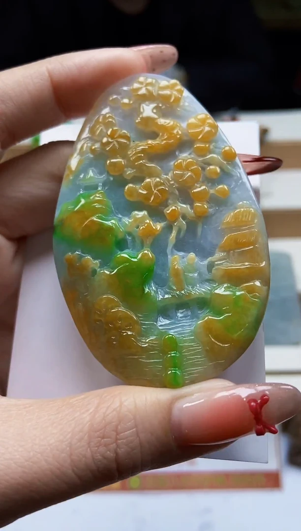 颈饰未镶嵌翡翠翡翠A货