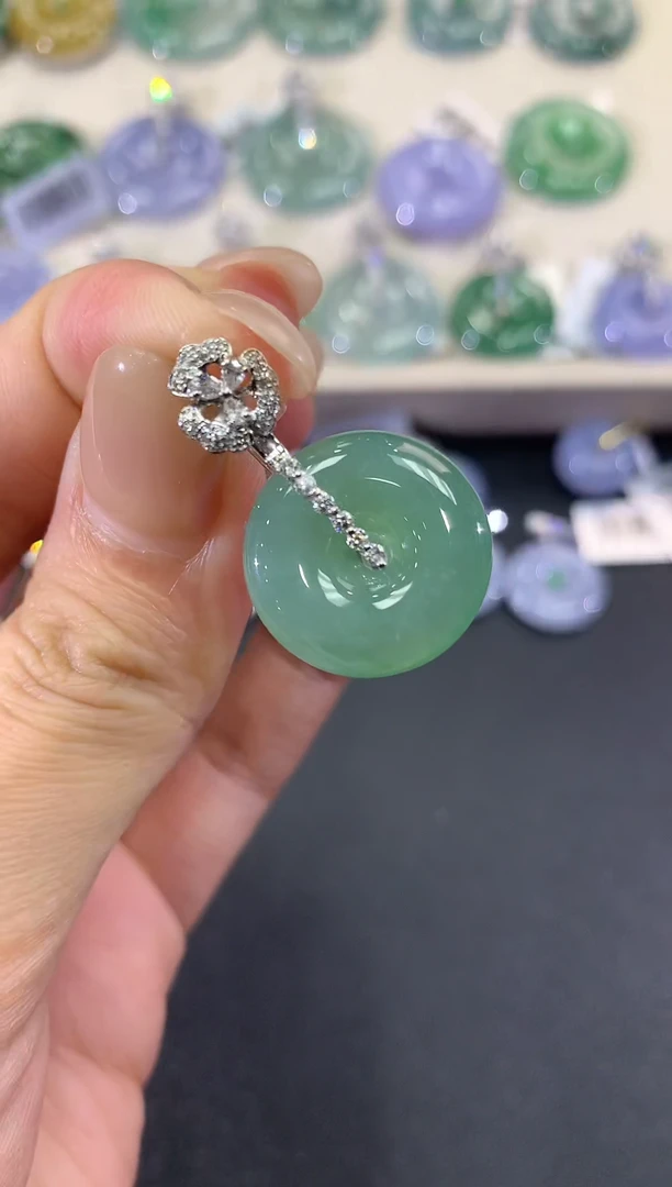 【闪购商品】翡翠吊坠(不含链)18K金镶嵌a77 多样性一件发货