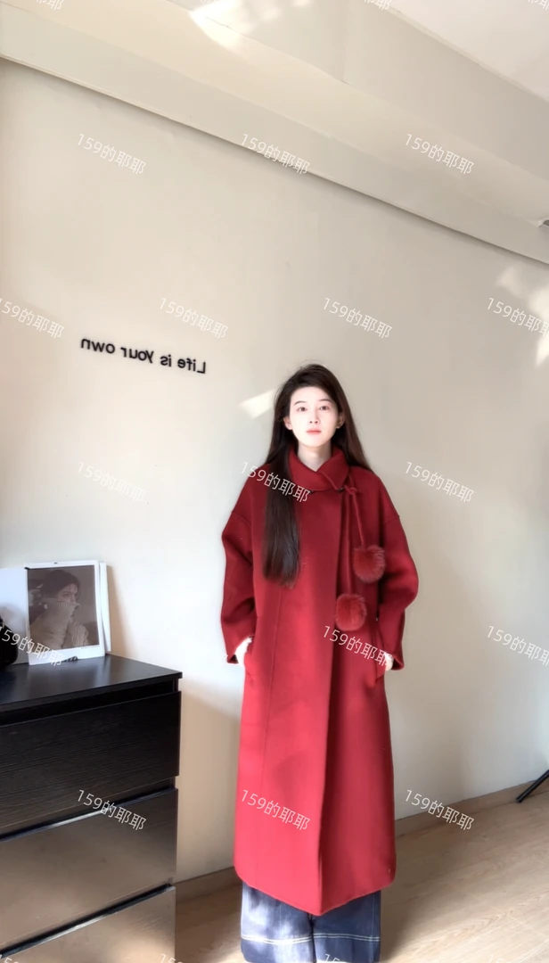 冬季跨年氛围感新款狐狸毛球羊毛大衣 8853