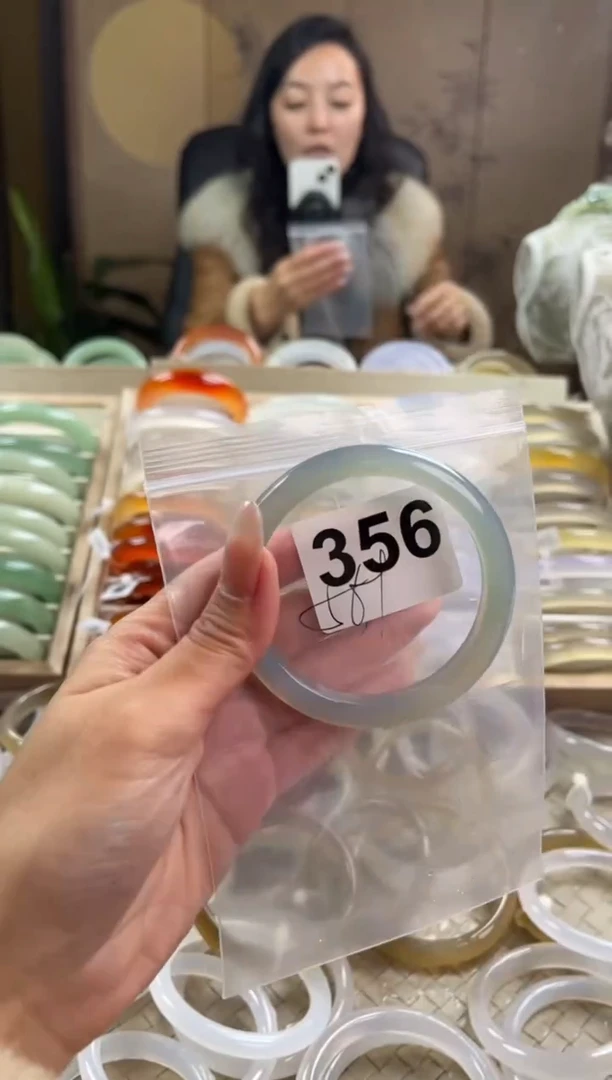 手镯玛瑙/玉髓未镶嵌356