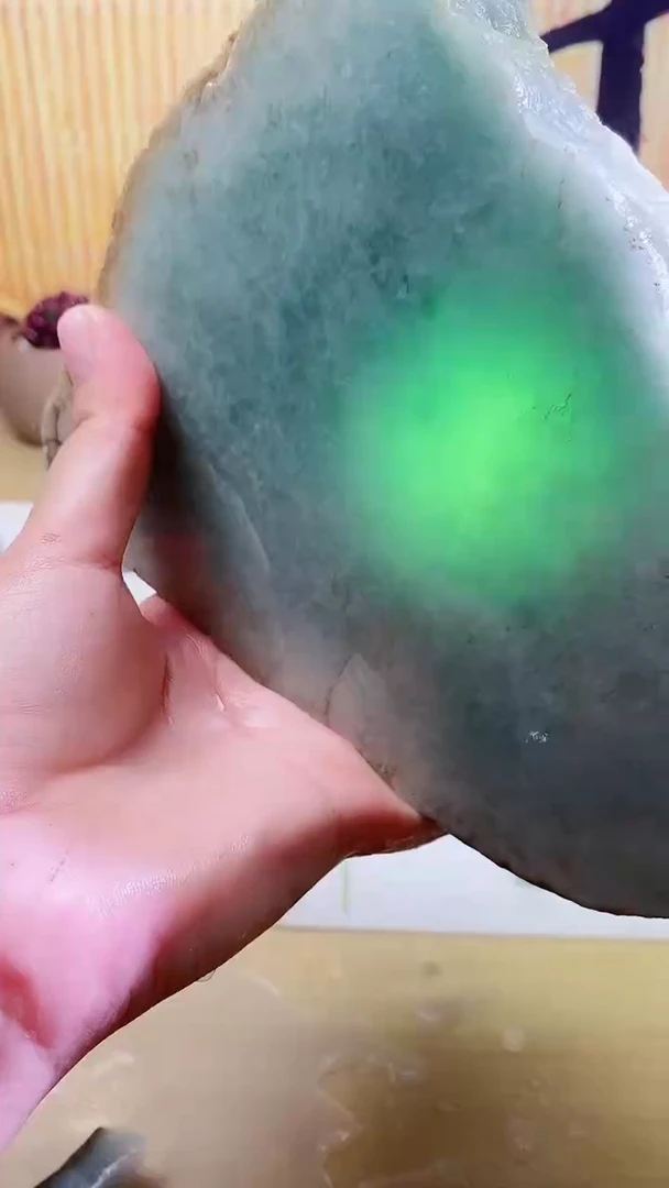 翡翠未镶嵌颈饰翡翠368