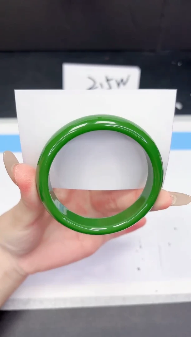 【闪购商品】石英质玉手镯未镶嵌257-60.3