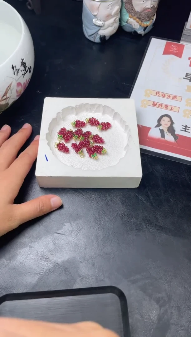 【闪购商品】石榴石（芬达石）耳饰未镶嵌挂件FL9多样性发其一CP配绳