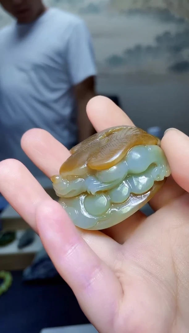 和田玉未镶嵌颈饰1