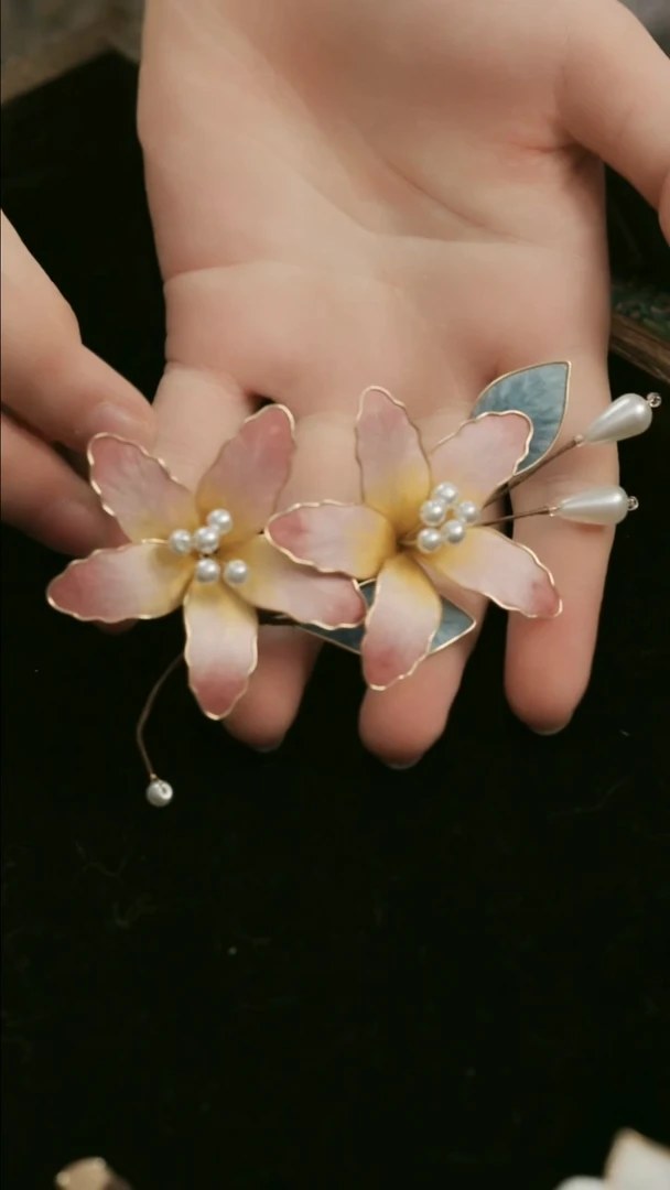 刺绣湘传礼纯手工发夹