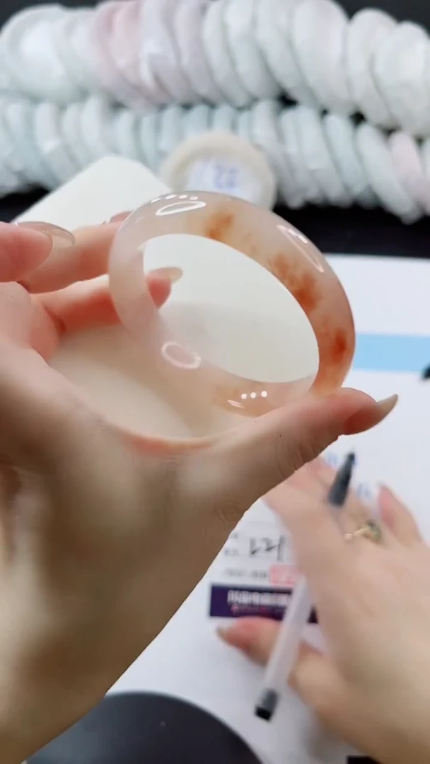 未镶嵌手镯石英质玉多样性发货L21