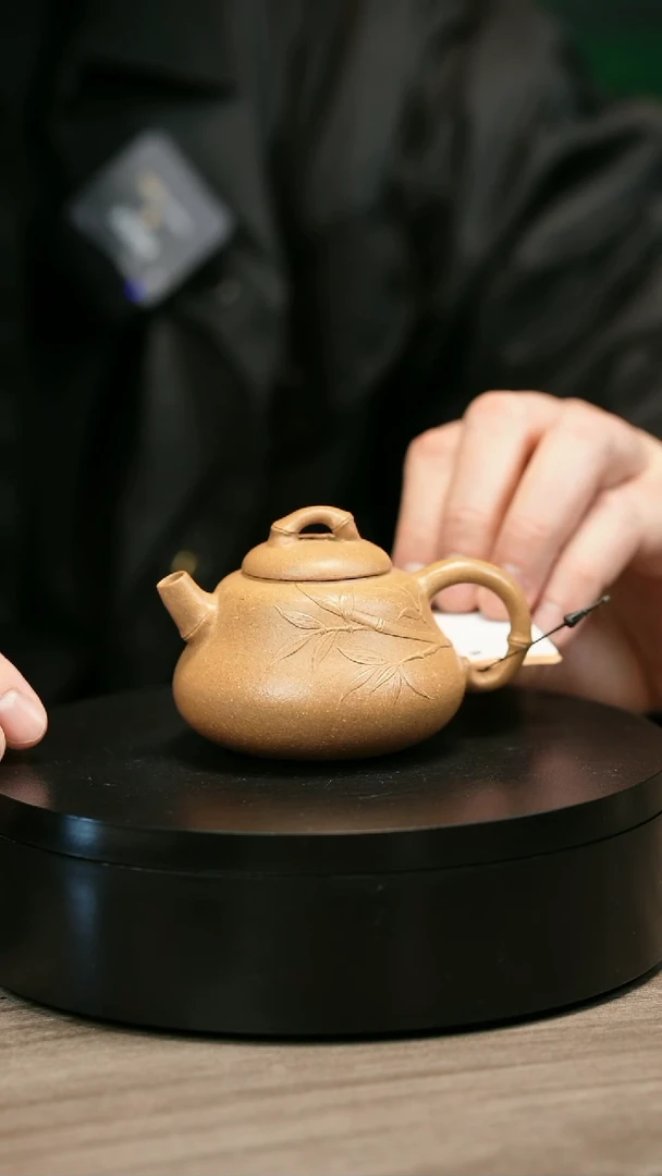 茶壶紫砂K*H2404陈春芬段泥竹塔