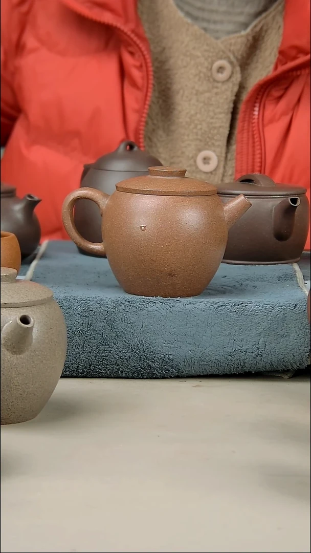 茶壶紫砂红降坡巨轮200