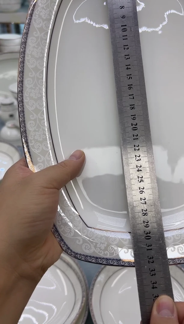 骨瓷 玲珑12方鱼1个
