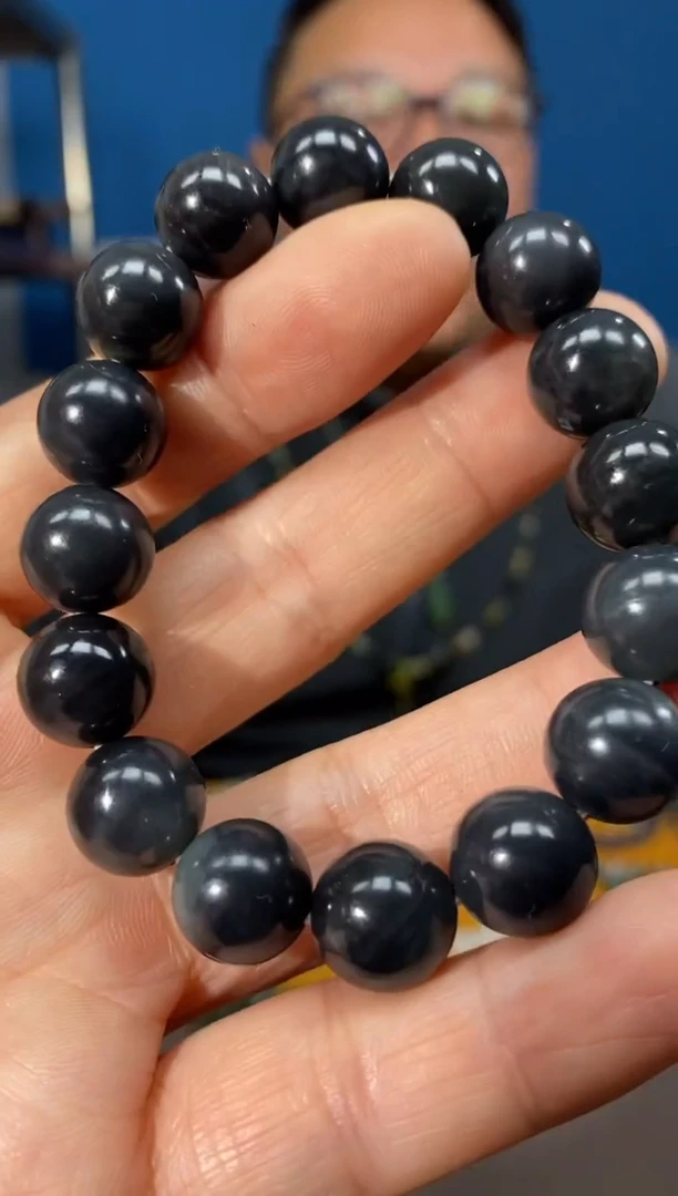 未镶嵌手链和田玉颜色多样性发货拍一发一