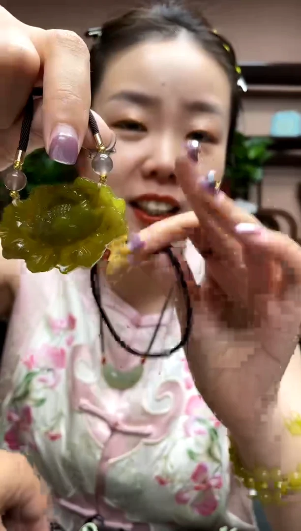 岫玉未镶嵌吊坠多样性发货其中发一