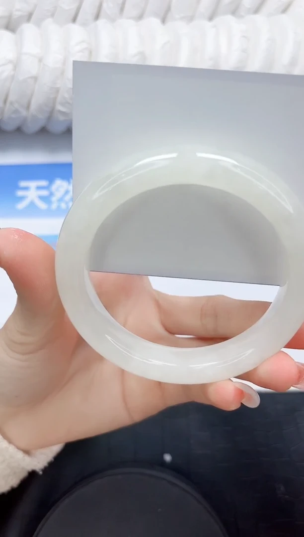 和田玉手镯未镶嵌337-56