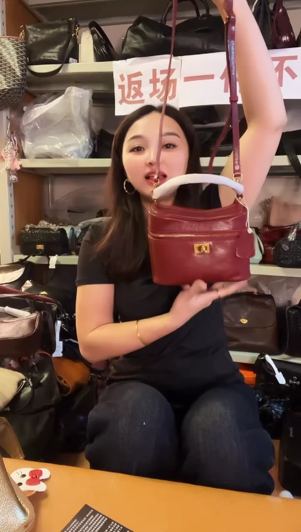 牛皮（革）高端订制时尚百搭女士 手提 腋下 斜跨包