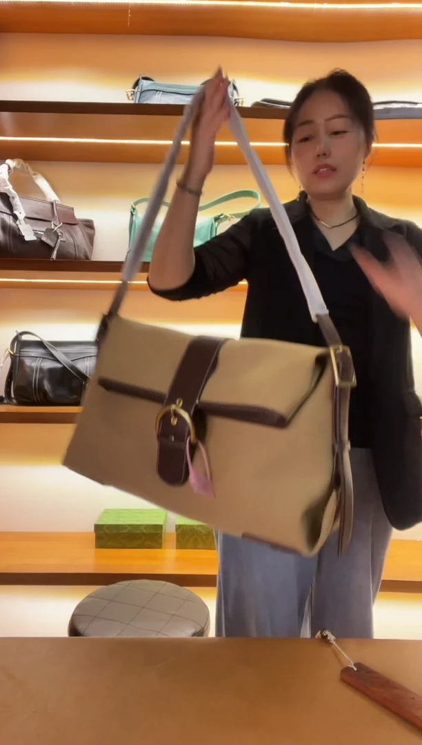 牛皮（革）高端订制时尚百搭女士 手提 腋下 斜跨包